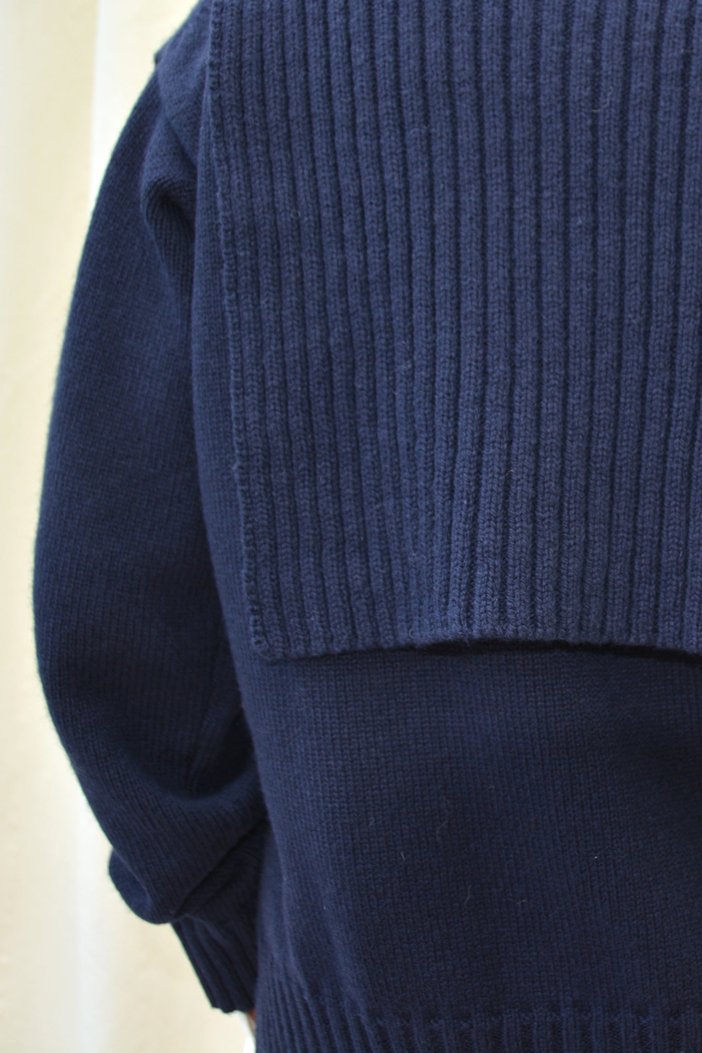 ASKØ LAMBSWOOL SWEATER 2-IN-1